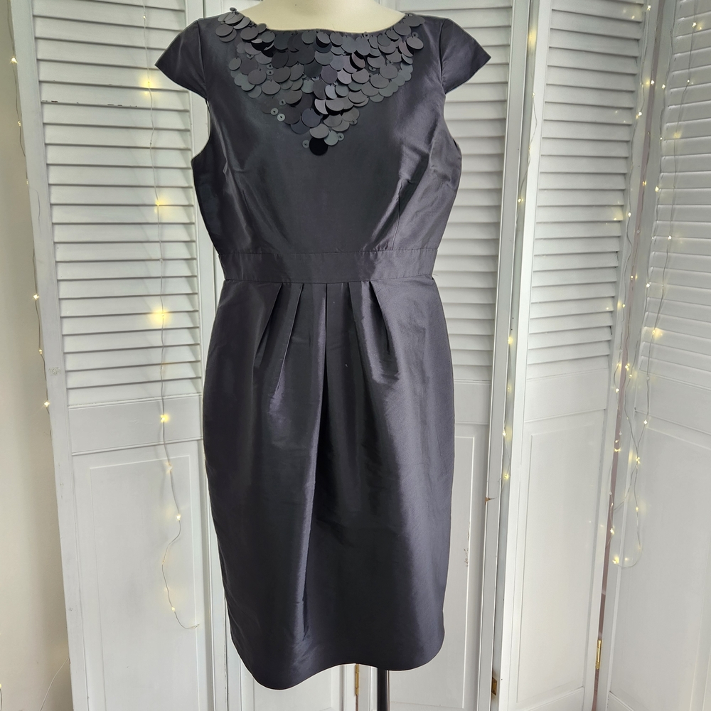 Adrianna Papell Gray Sheath Dress with Crew Neck and Flutter Cap Sleeves